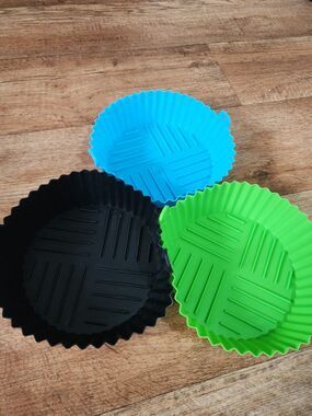 Air Fryer Silicone Liner Basket 3 Pieces Black Blue Round  Green Ribbed Bottom